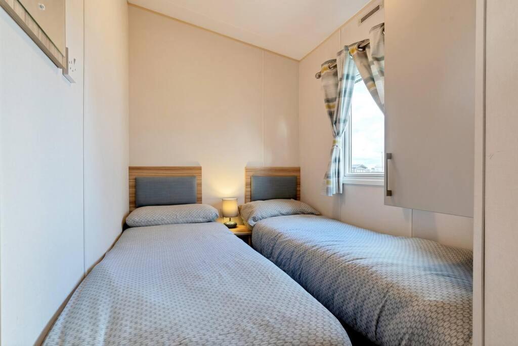 Lakes: Sally's Superior Holiday home